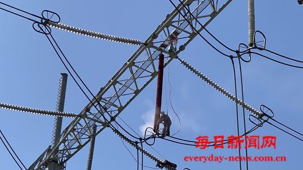 国网湖北超高压公司宜昌运维分部成功完成恩
