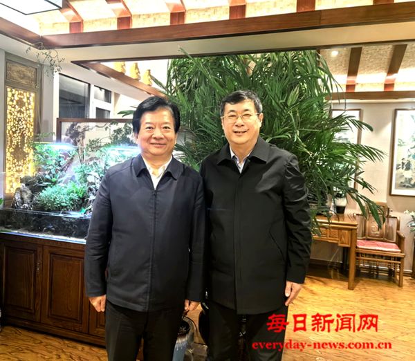 王永涛会见烟台市长郑德雁，就红色 文化产