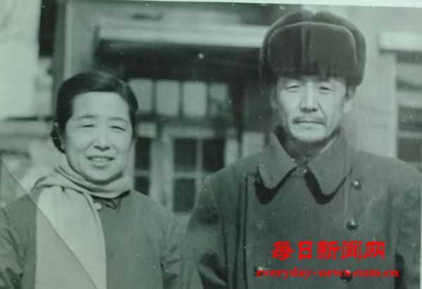 01.jpg 01.jpg