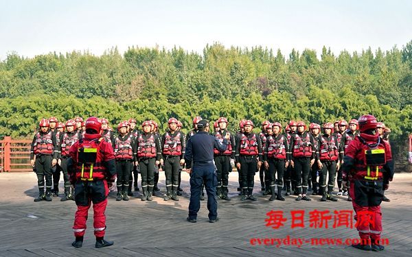 大练兵丨国家消防救援局陕西机动队伍  举