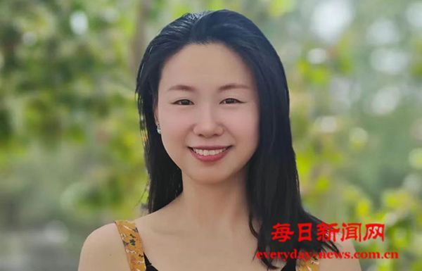 心自在 方得自在—女画家龙霞作品“得自在