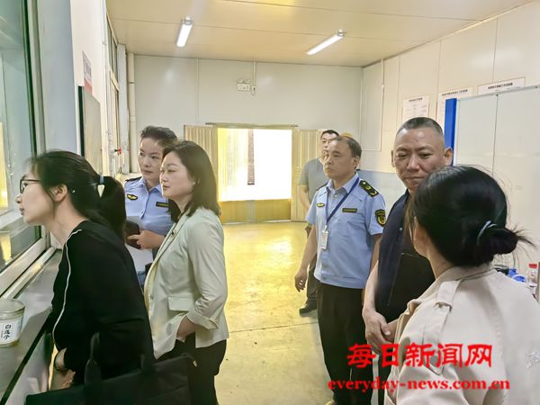 湖北省公安县斗湖堤市场监管所强化 集中用