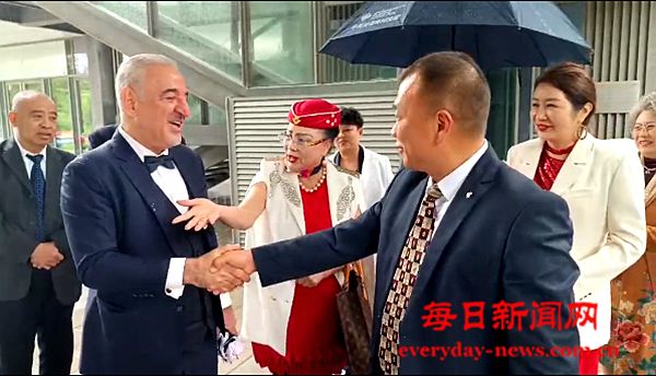 自主研发防扎自修复轮胎横空出世！（视频版