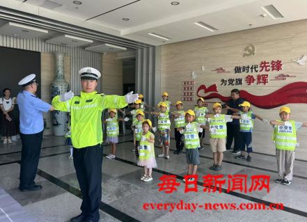 烟台市公安局交管支队高新区大队组织开展警