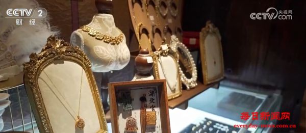 套餐、鲜花、金饰迎来热销 传统节日七夕催